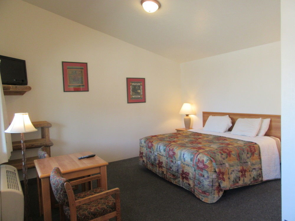 Big Bear Motel Коуди Екстериор снимка