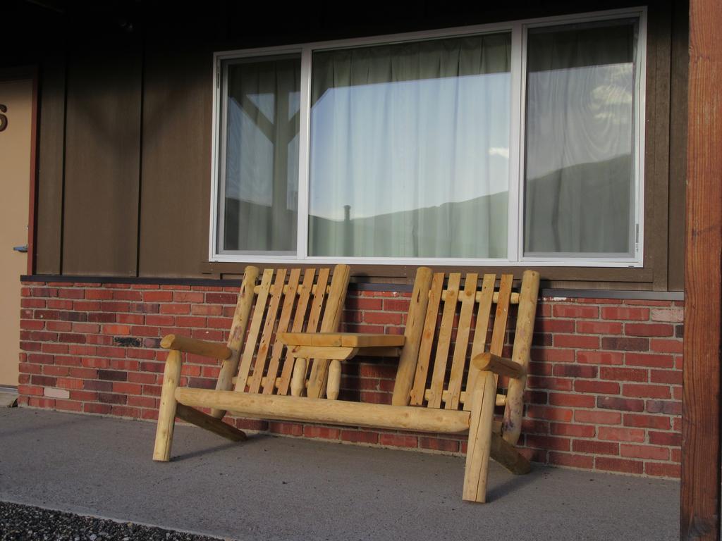 Big Bear Motel Коуди Екстериор снимка