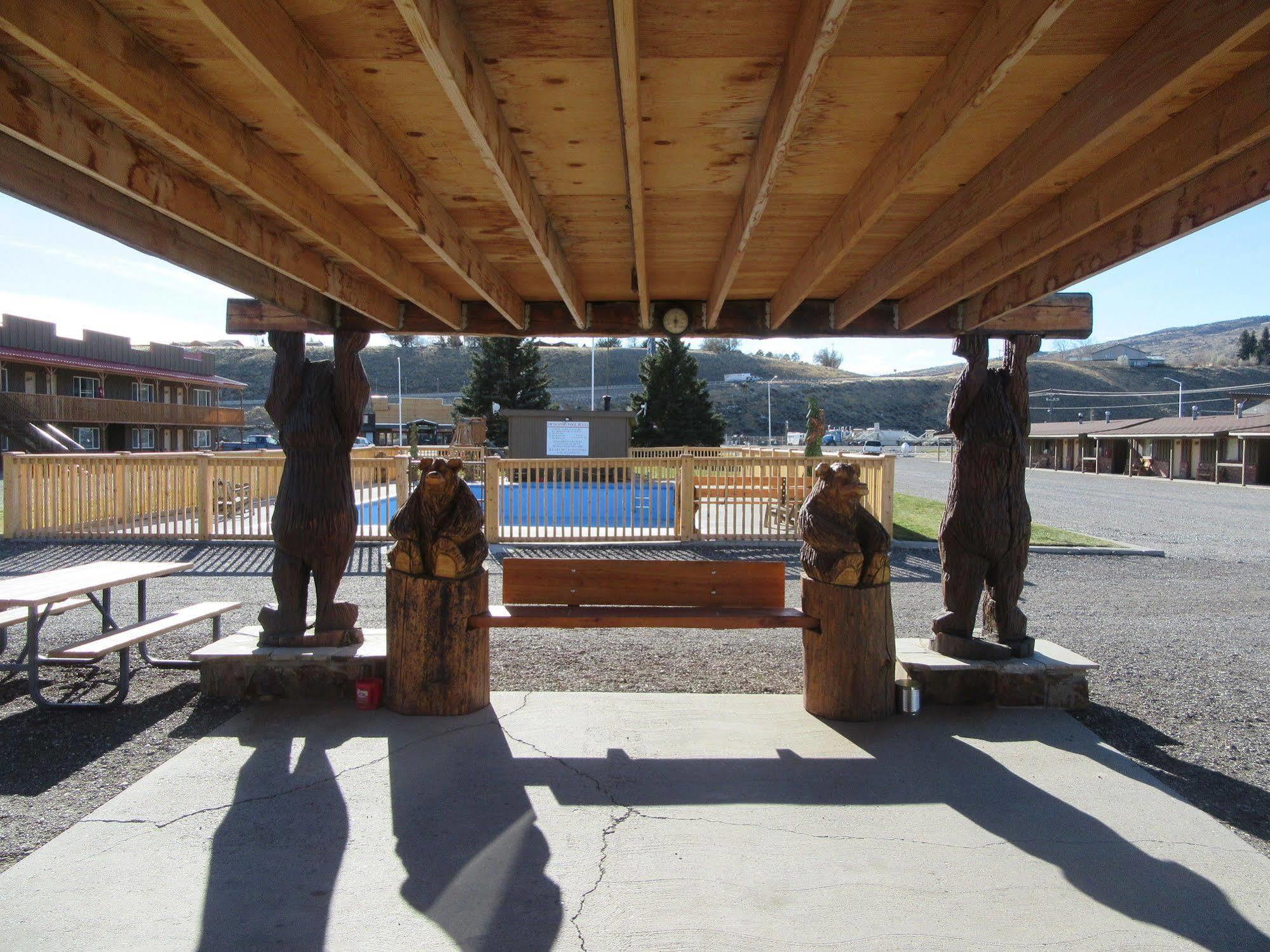 Big Bear Motel Коуди Екстериор снимка
