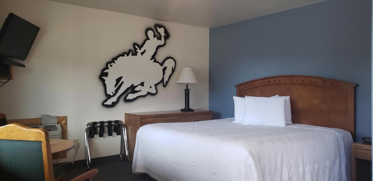 Big Bear Motel Коуди Екстериор снимка